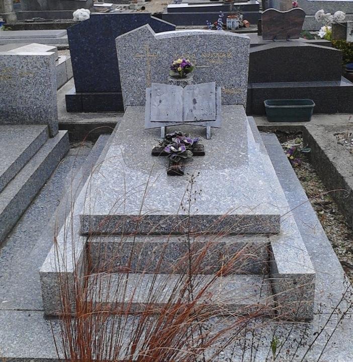 NOWAK Marc Tombe